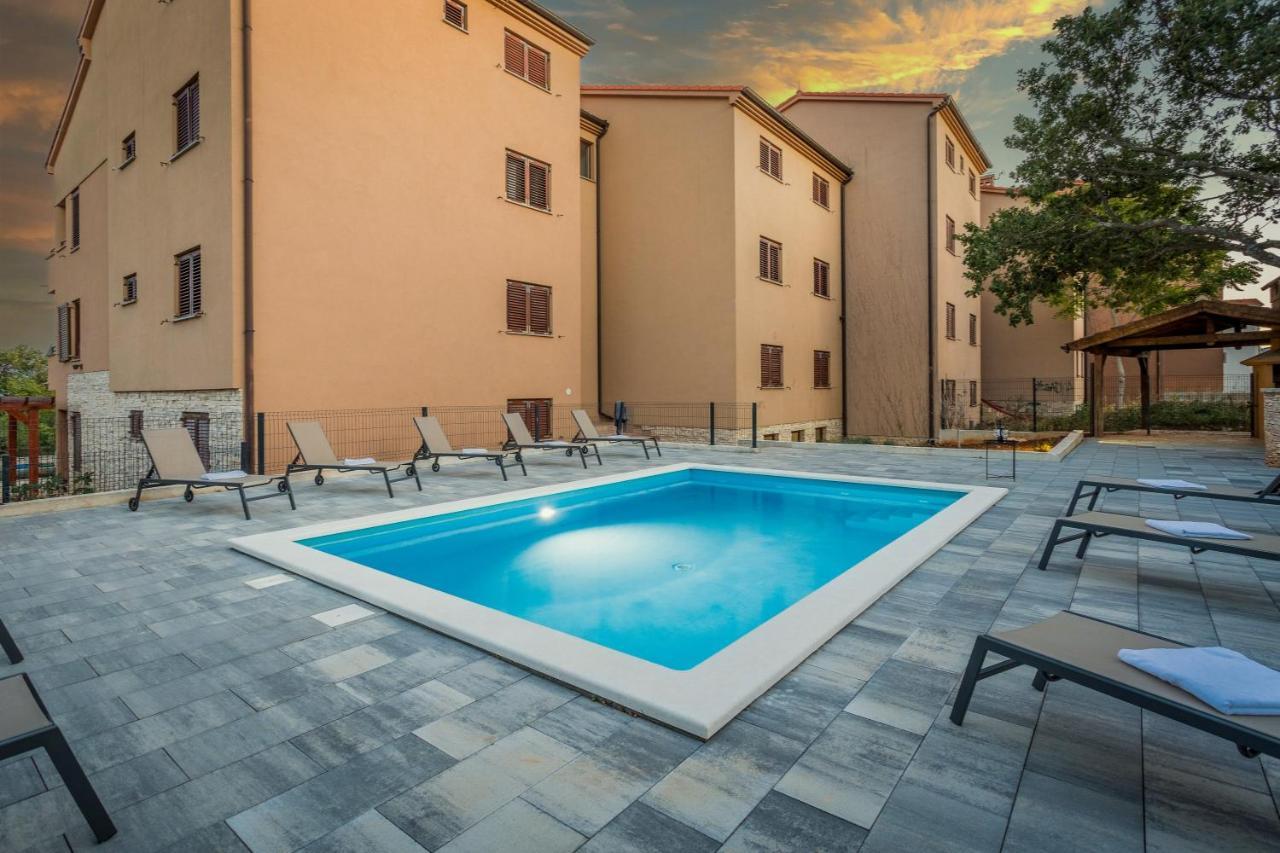 Cesare With Shared Pool *