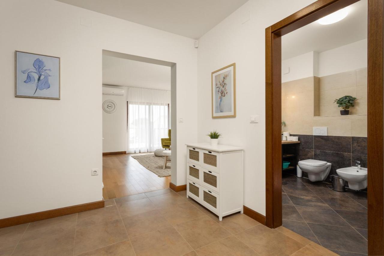 Cesare With Shared Pool Apartment *