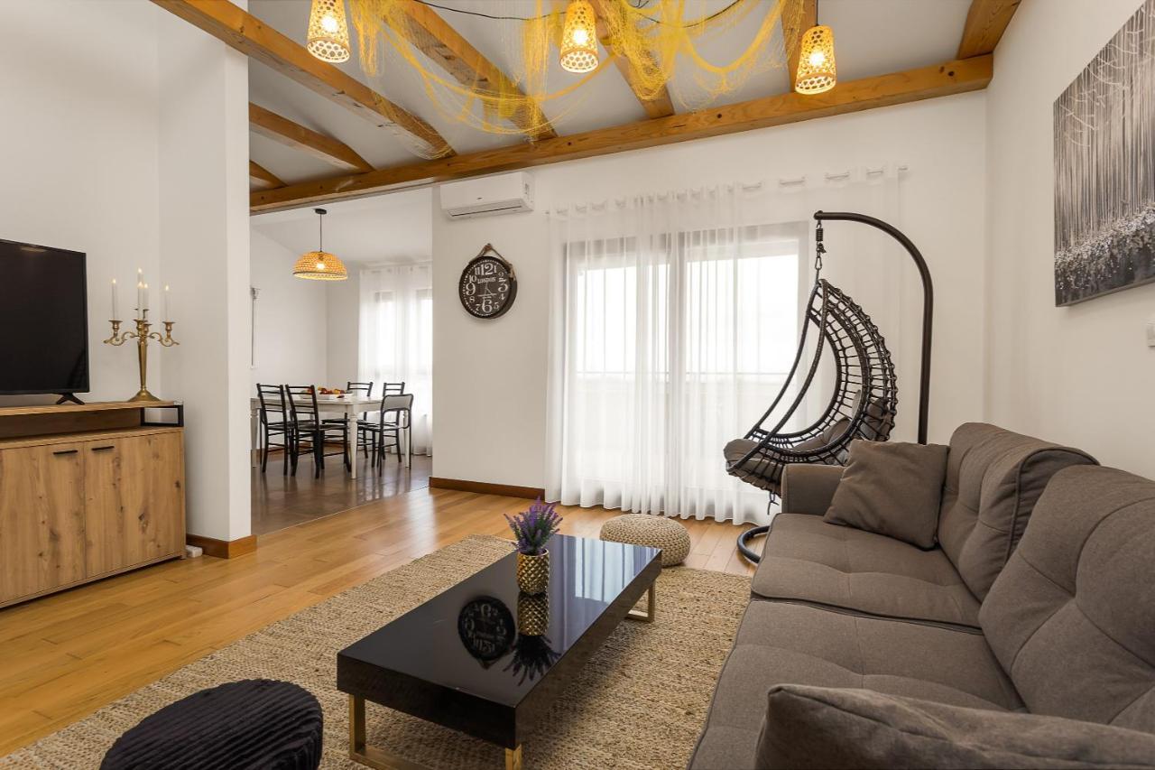 Cesare With Shared Pool Apartment *