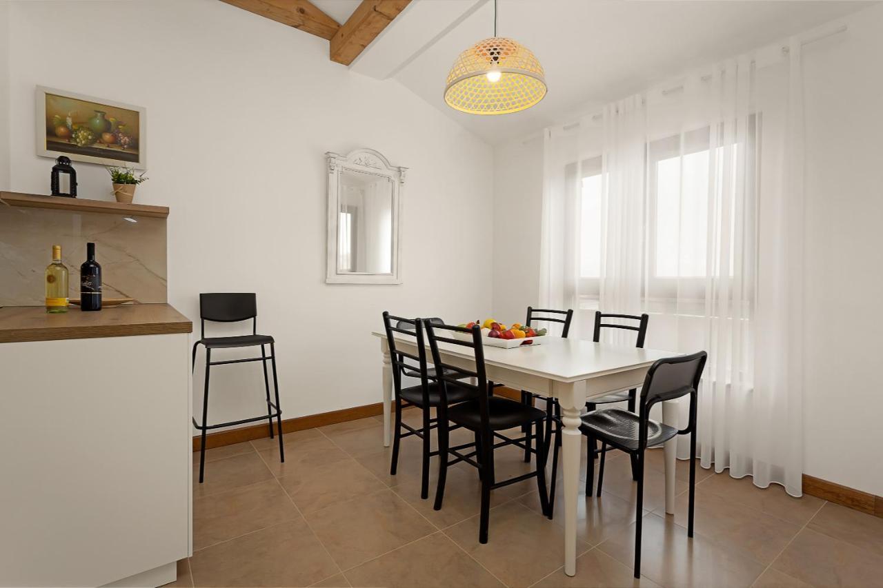 Apartment Cesare With Shared Pool