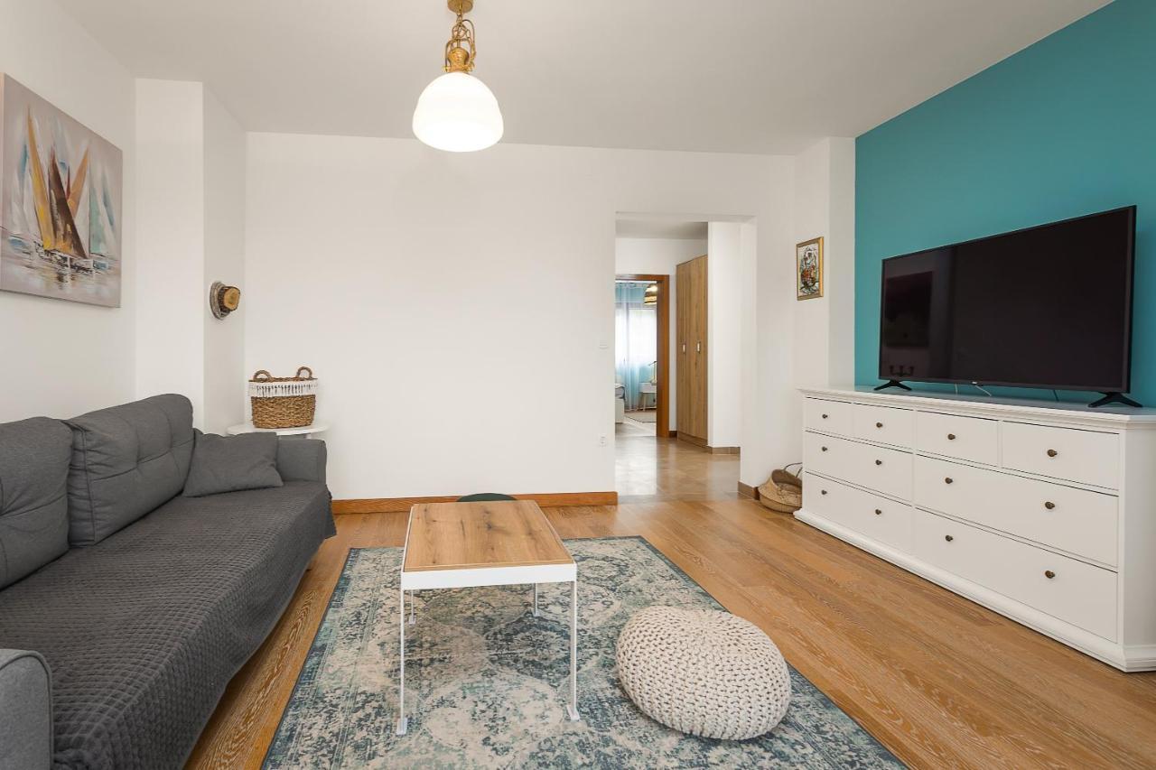 Apartment Cesare With Shared Pool Liznjan