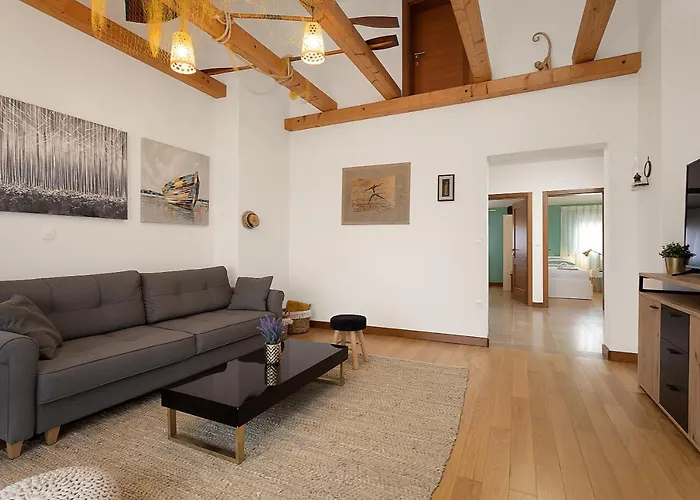 Apartments Cesare With Shared Pool
